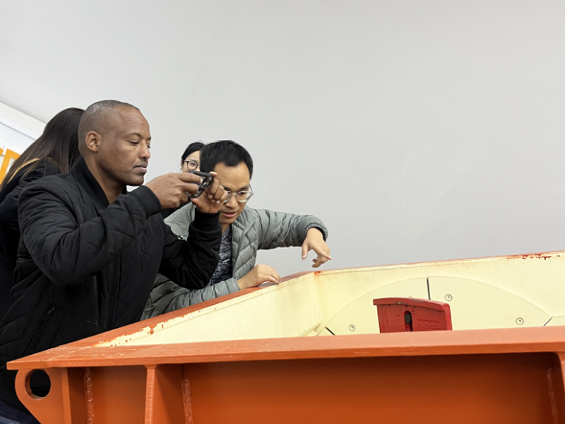 Ethiopian customers came to our factory to visit the mixing station